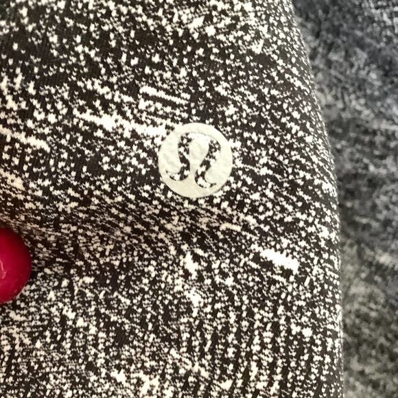 LULULEMON Forever Endeavor Pullover Rush Jacquard Black White Sz 4 {Q1} - Picture 8 of 9